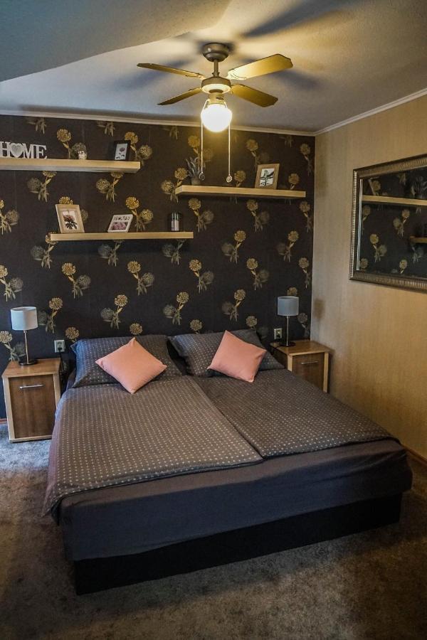 Apartament Anna Vendeghaz Eger Zewnętrze zdjęcie